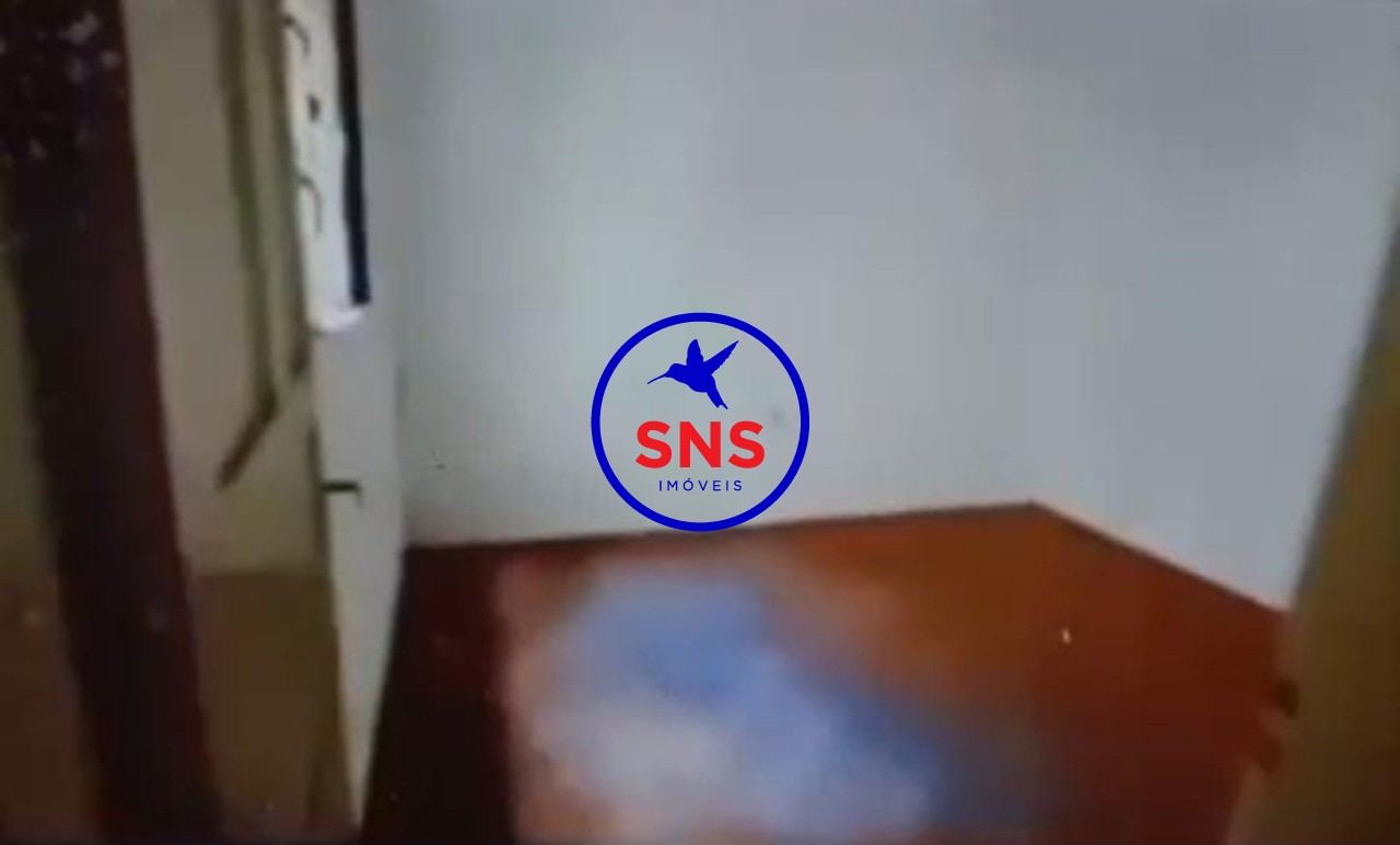 Casa para alugar com 4 quartos, 300m² - Foto 15
