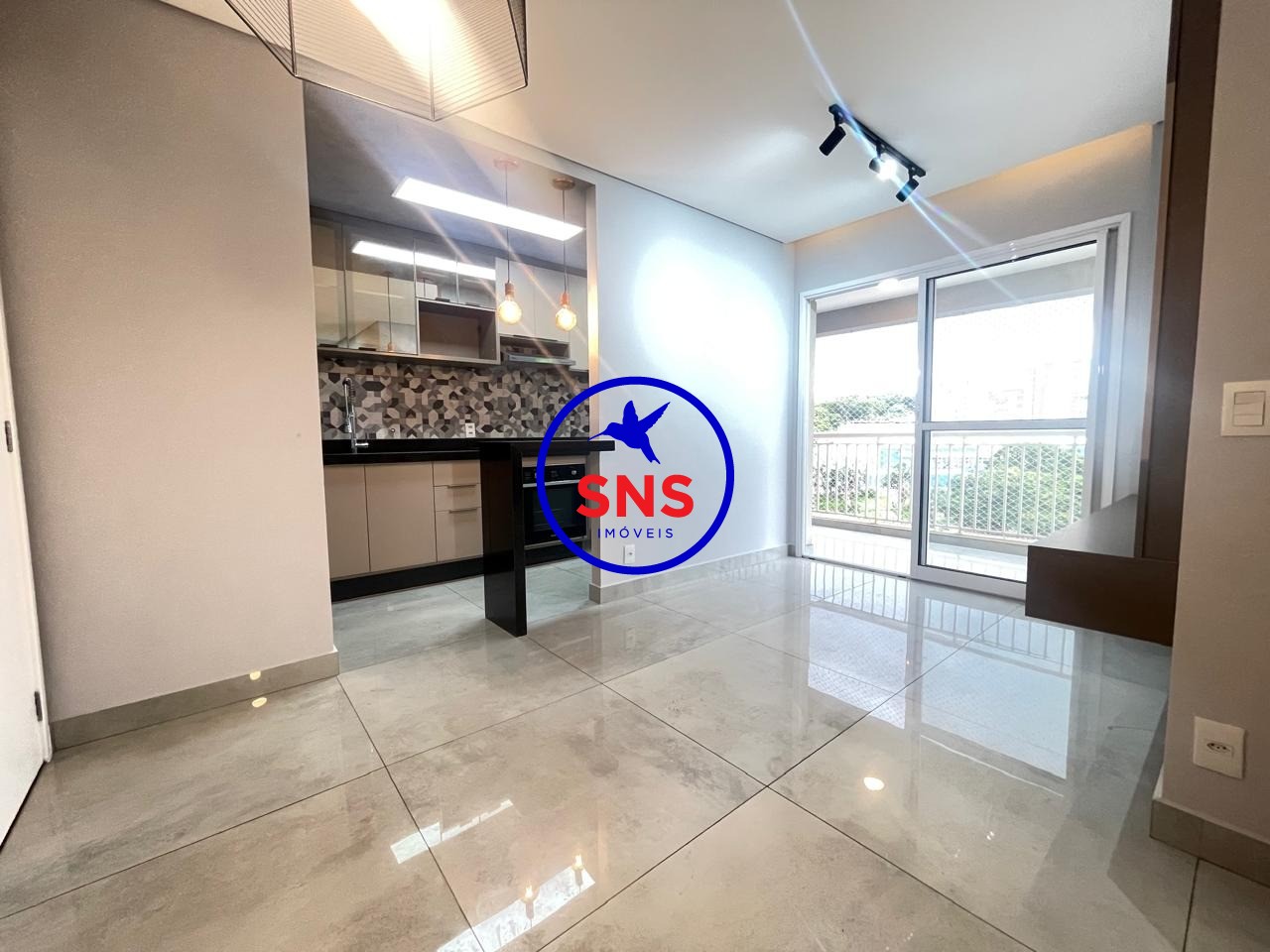 Apartamento para alugar com 2 quartos, 55m² - Foto 1