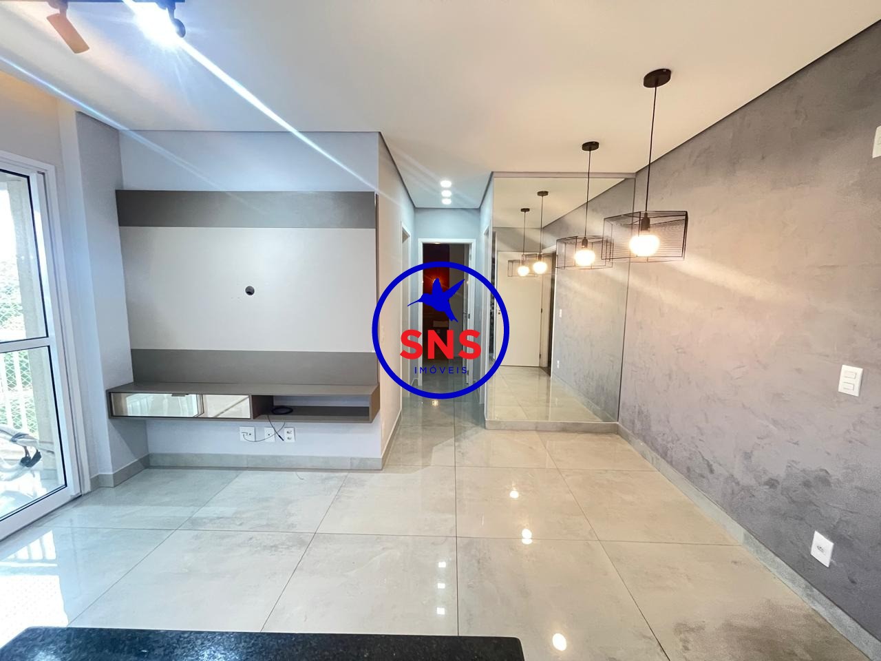 Apartamento para alugar com 2 quartos, 55m² - Foto 4