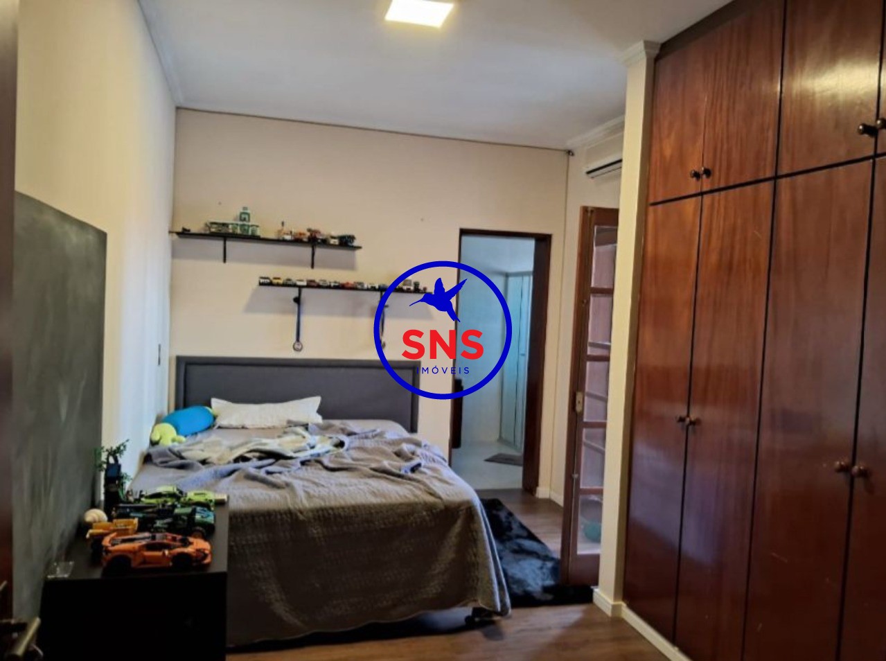 Casa de Condomínio para alugar com 4 quartos, 384m² - Foto 9