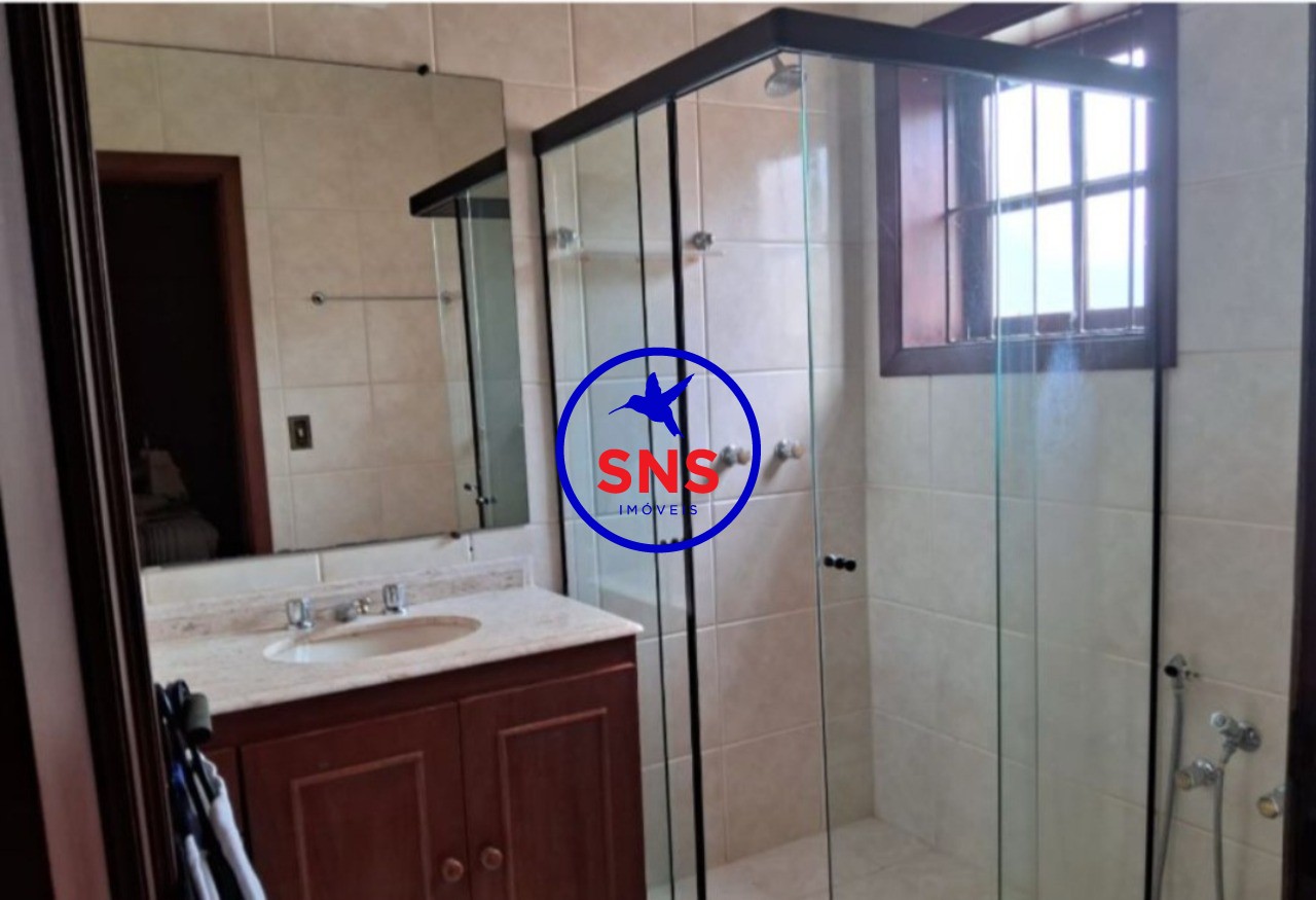 Casa de Condomínio para alugar com 4 quartos, 384m² - Foto 11