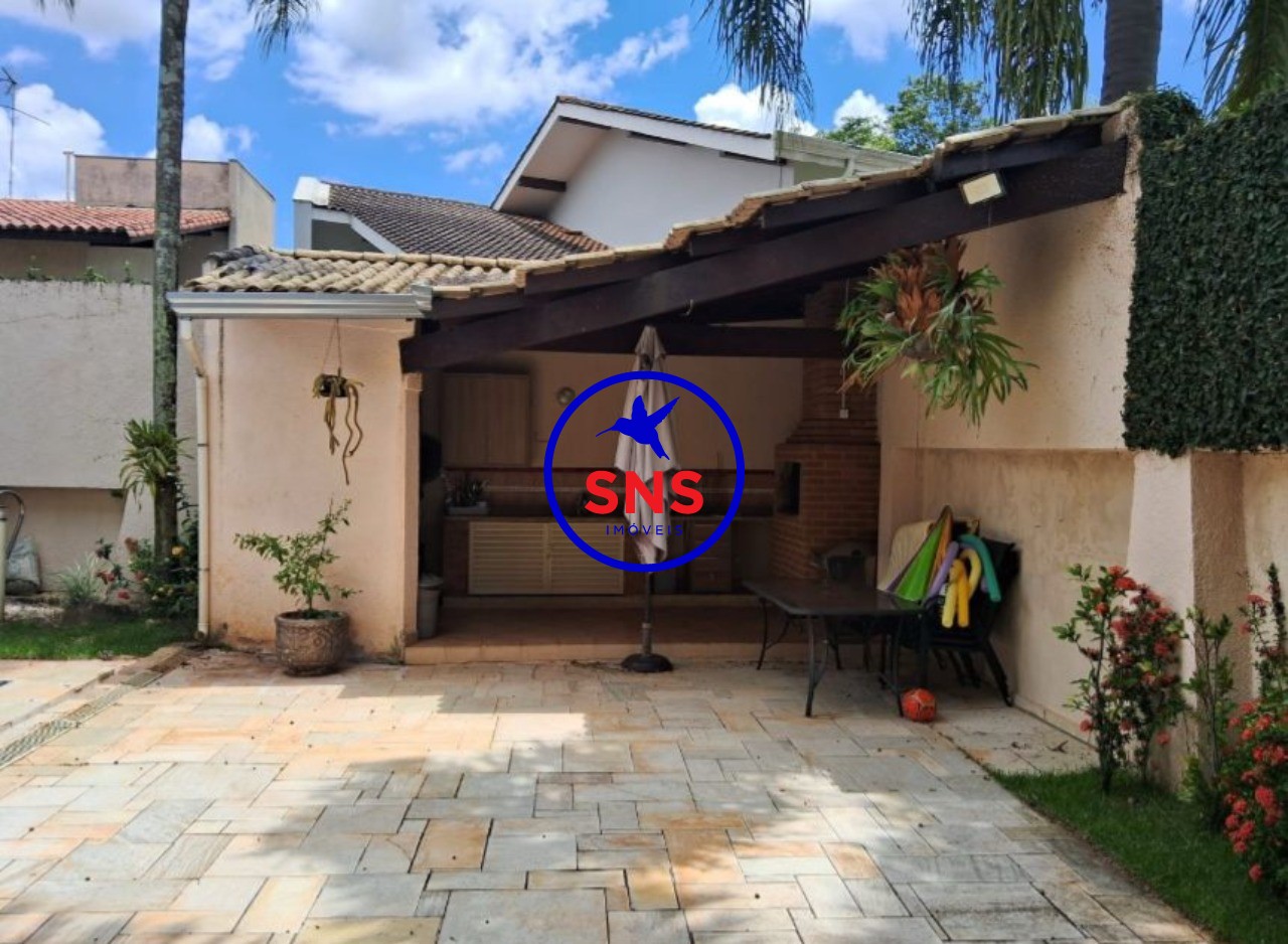 Casa de Condomínio para alugar com 4 quartos, 384m² - Foto 16