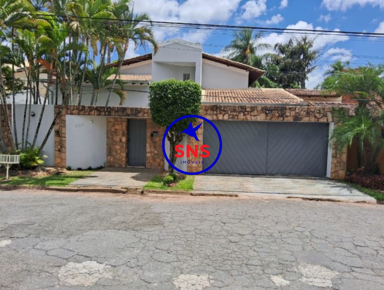 Casa de Condomínio para alugar com 4 quartos, 384m² - Foto 22