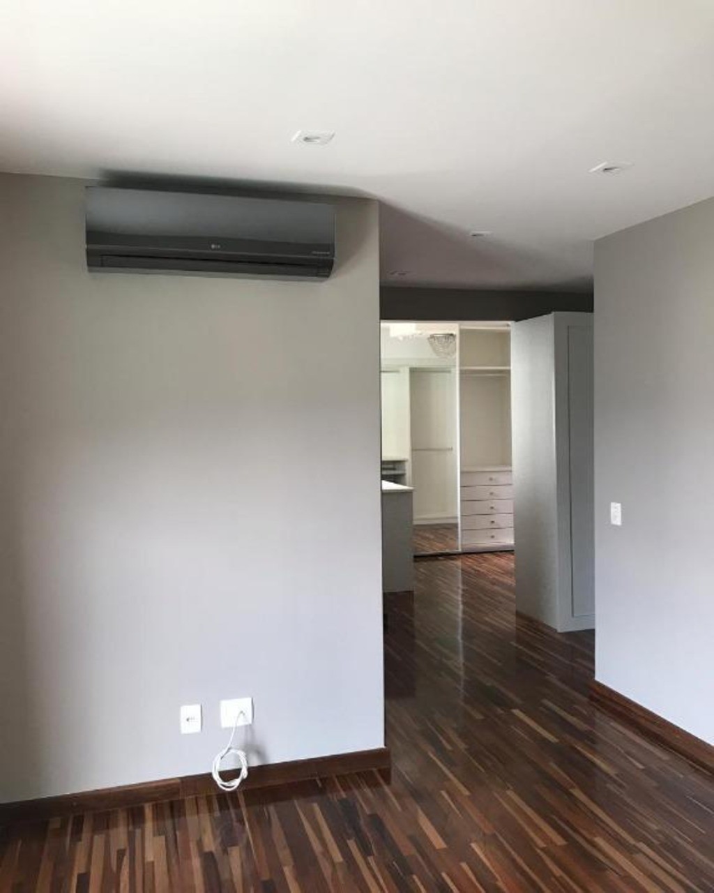 Apartamento para alugar com 3 quartos, 212m² - Foto 10