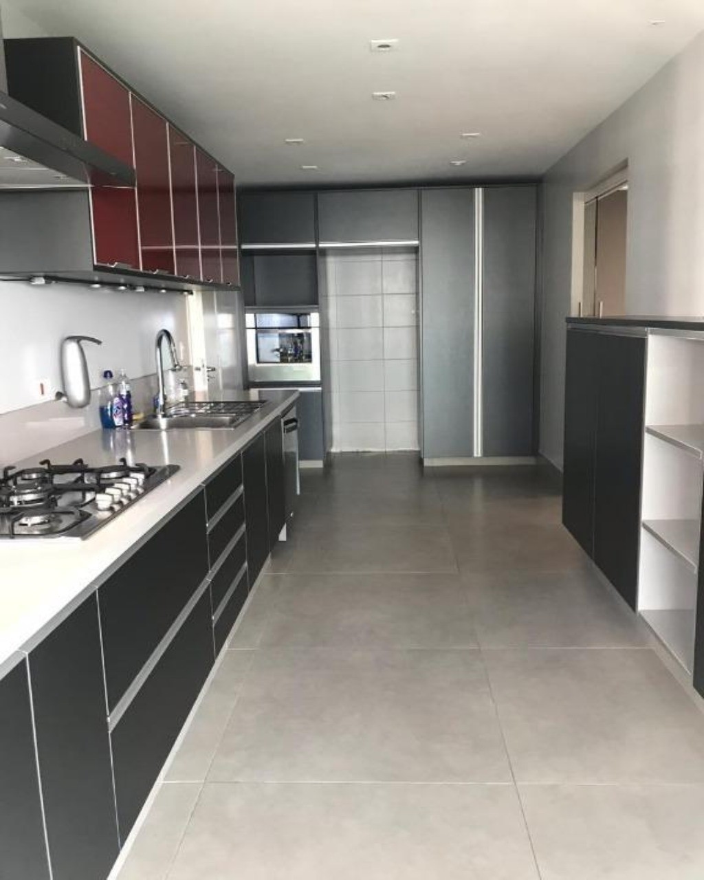 Apartamento para alugar com 3 quartos, 212m² - Foto 9