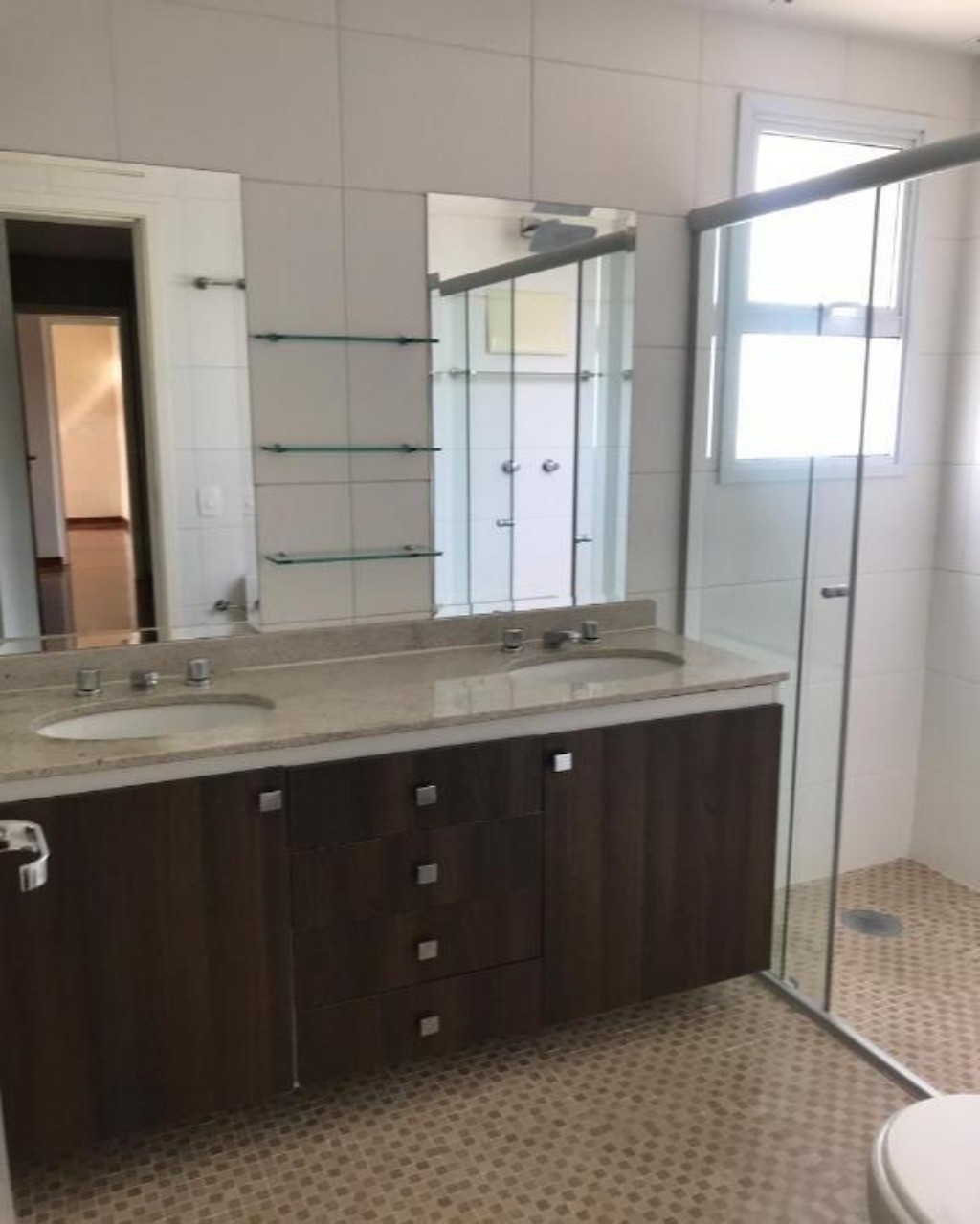 Apartamento para alugar com 3 quartos, 212m² - Foto 20