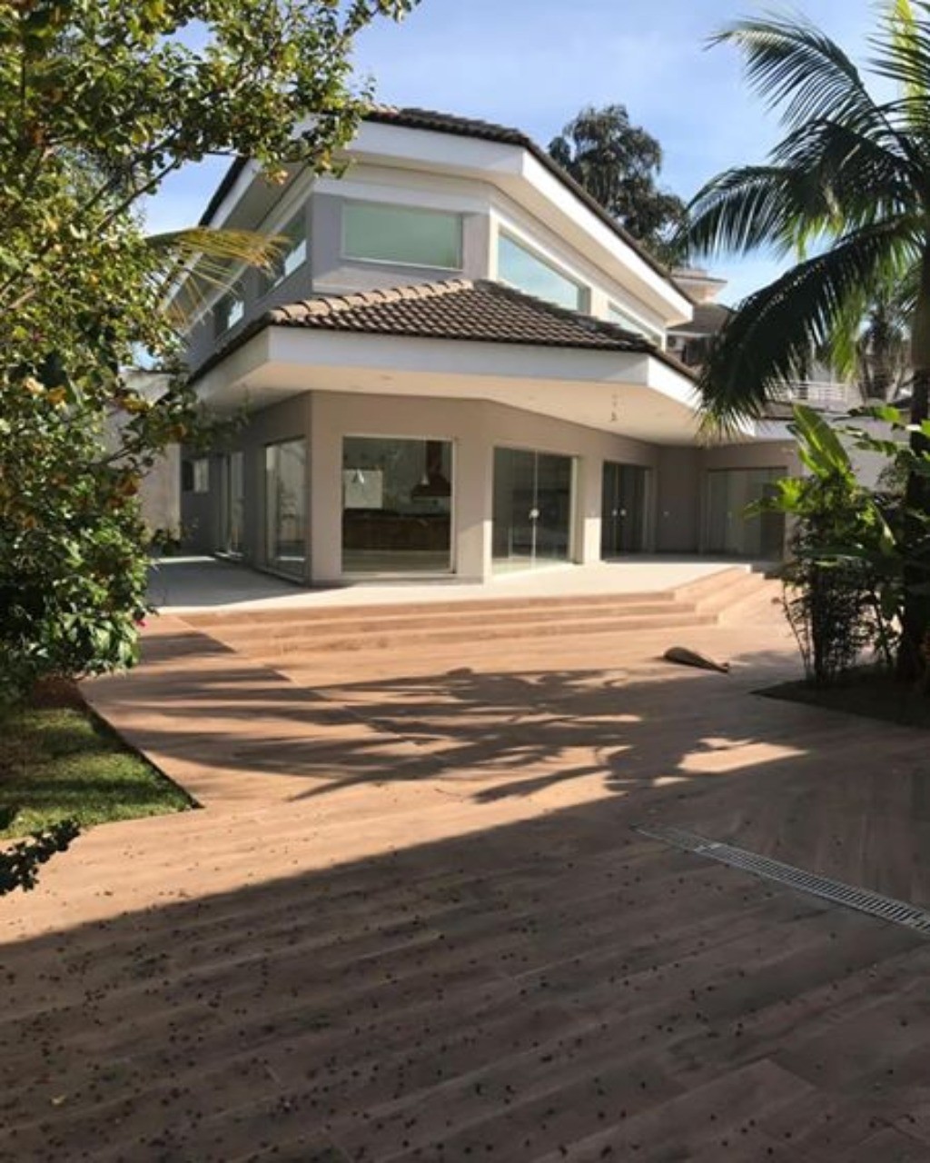 Casa à venda com 5 quartos, 1150m² - Foto 7