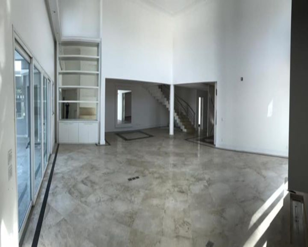 Casa à venda com 5 quartos, 1150m² - Foto 14