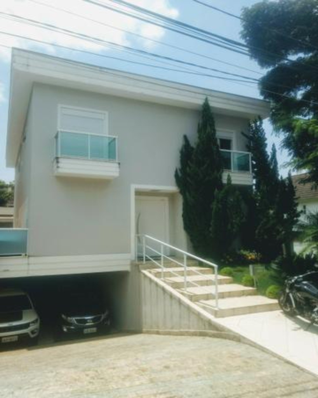 Casa de Condomínio à venda com 4 quartos, 300m² - Foto 1