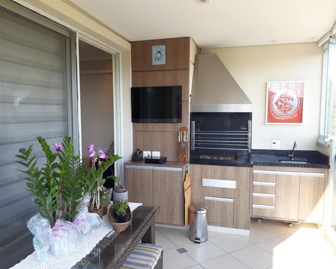 Apartamento à venda e aluguel com 3 quartos, 122m² - Foto 1