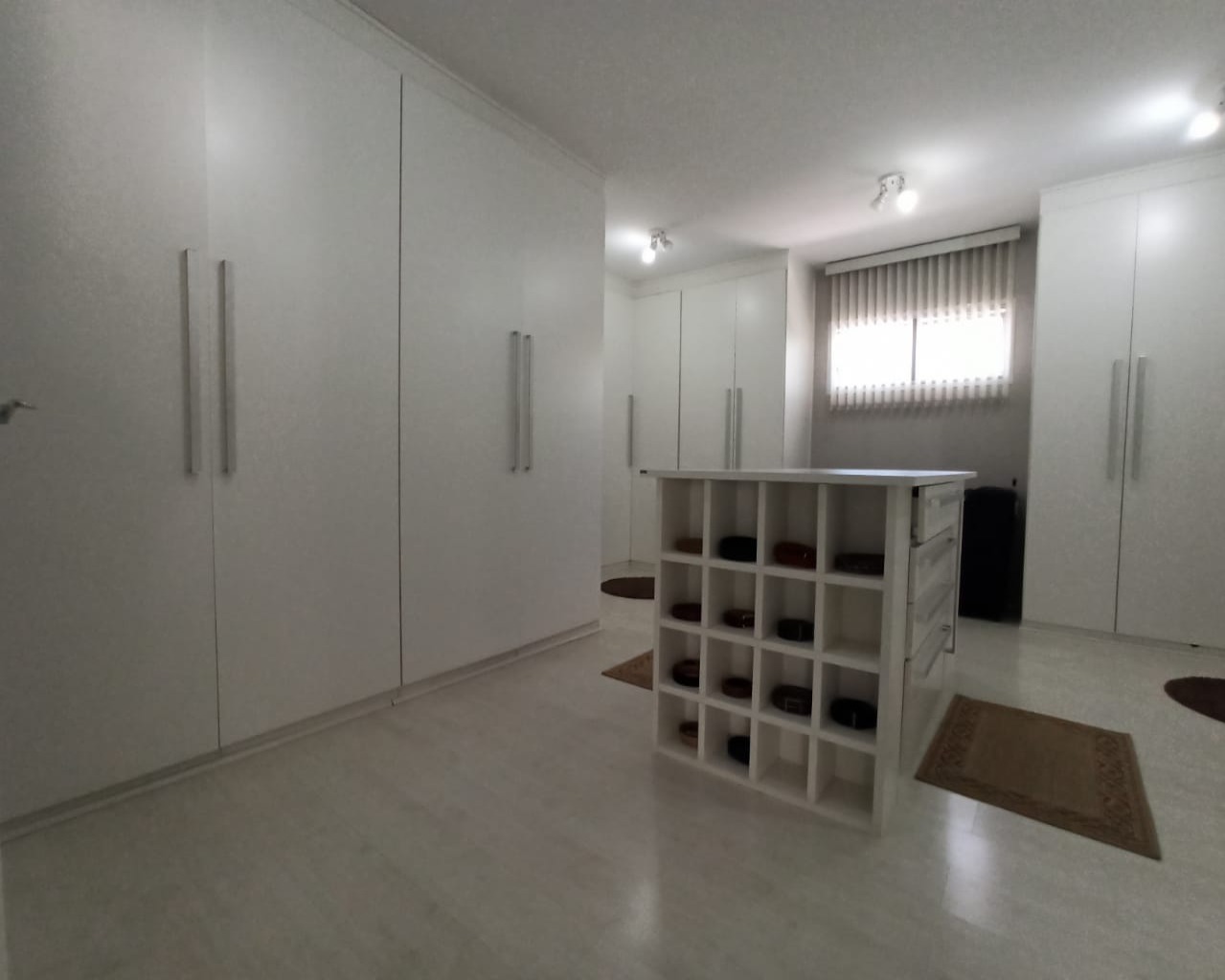 Casa à venda com 4 quartos, 1062m² - Foto 25