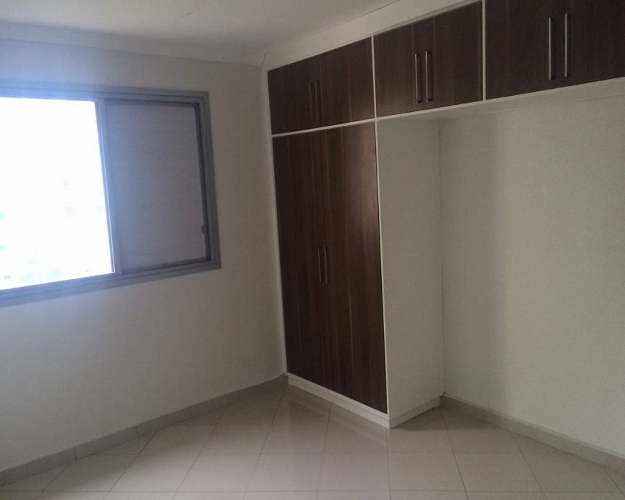 Apartamento à venda com 4 quartos, 264m² - Foto 2