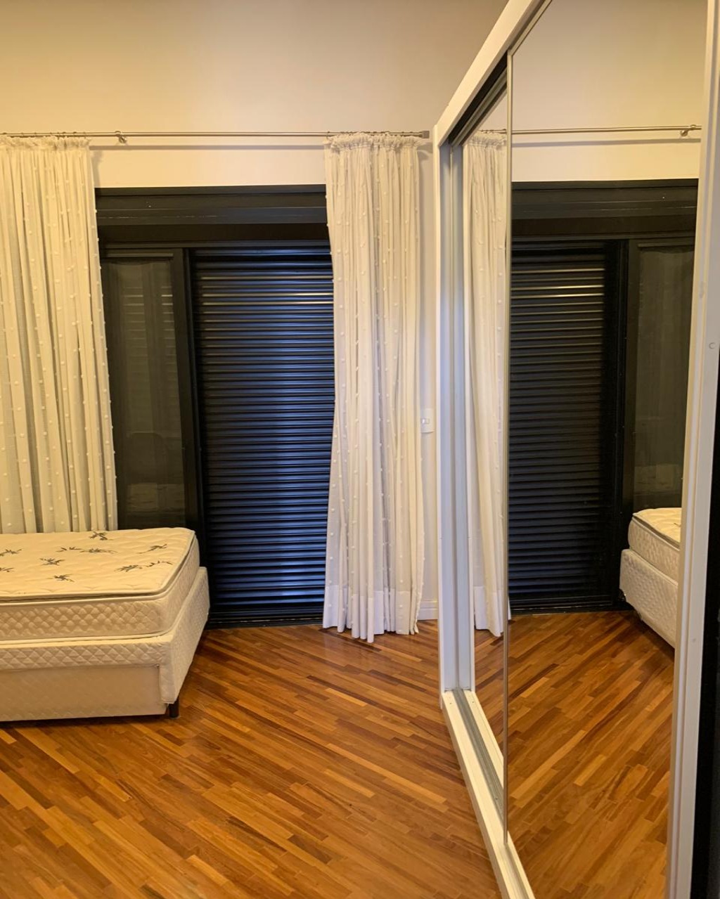 Casa de Condomínio à venda e aluguel com 4 quartos, 300m² - Foto 19