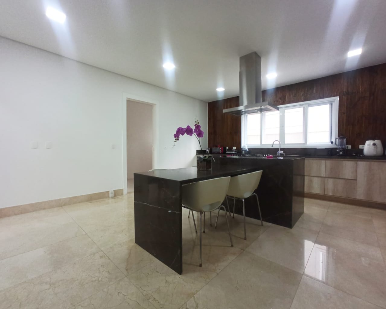 Casa à venda e aluguel com 7 quartos, 918m² - Foto 22