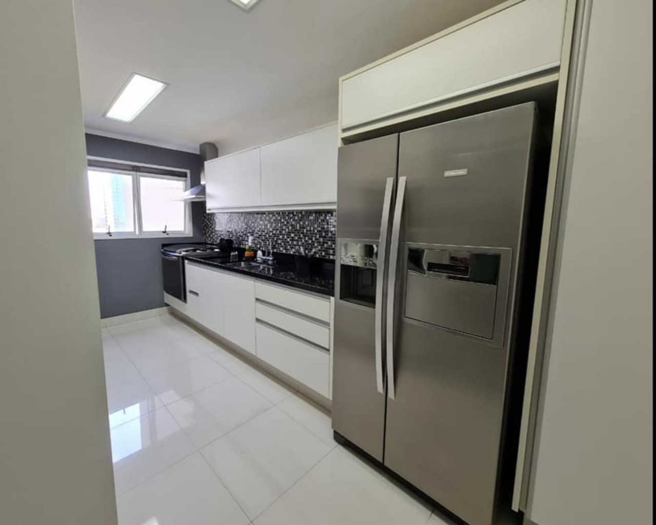 Apartamento à venda com 4 quartos, 258m² - Foto 7