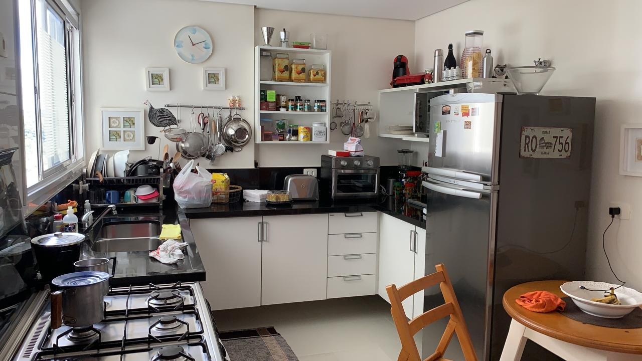 Apartamento à venda com 3 quartos, 181m² - Foto 12