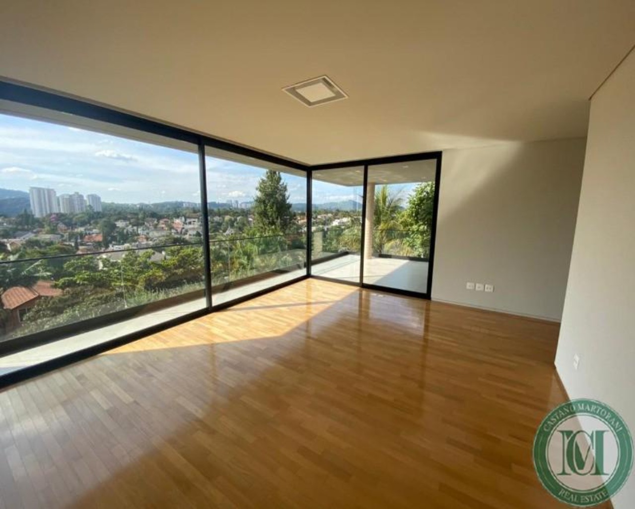 Casa de Condomínio à venda com 5 quartos, 1042m² - Foto 5