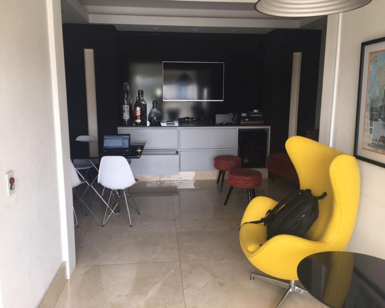 Apartamento à venda com 1 quarto, 79m² - Foto 4