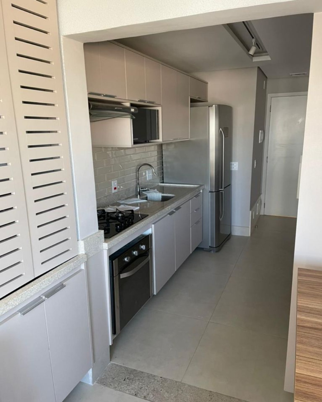 Apartamento para alugar com 2 quartos, 66m² - Foto 15