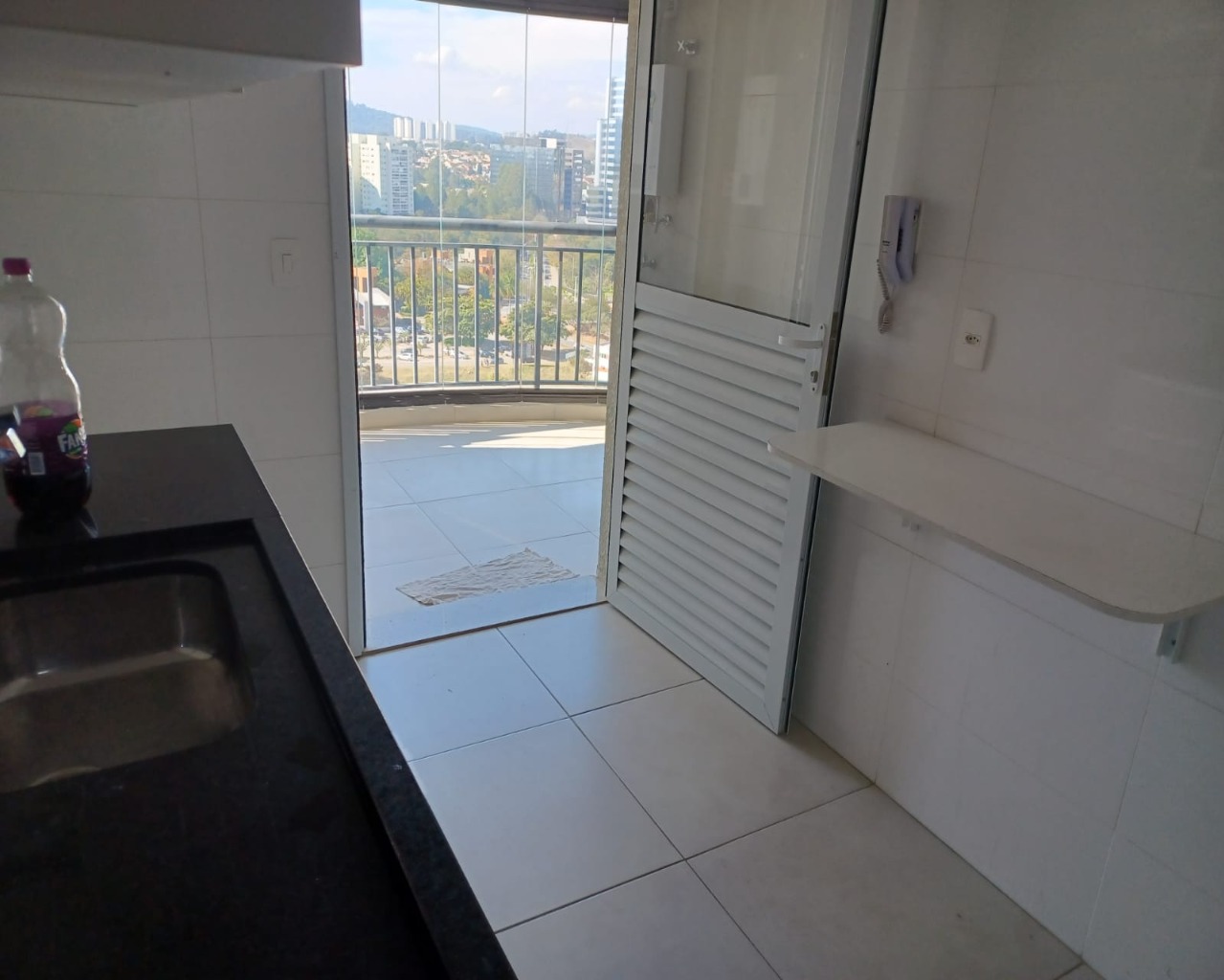 Apartamento para alugar com 2 quartos, 65m² - Foto 5