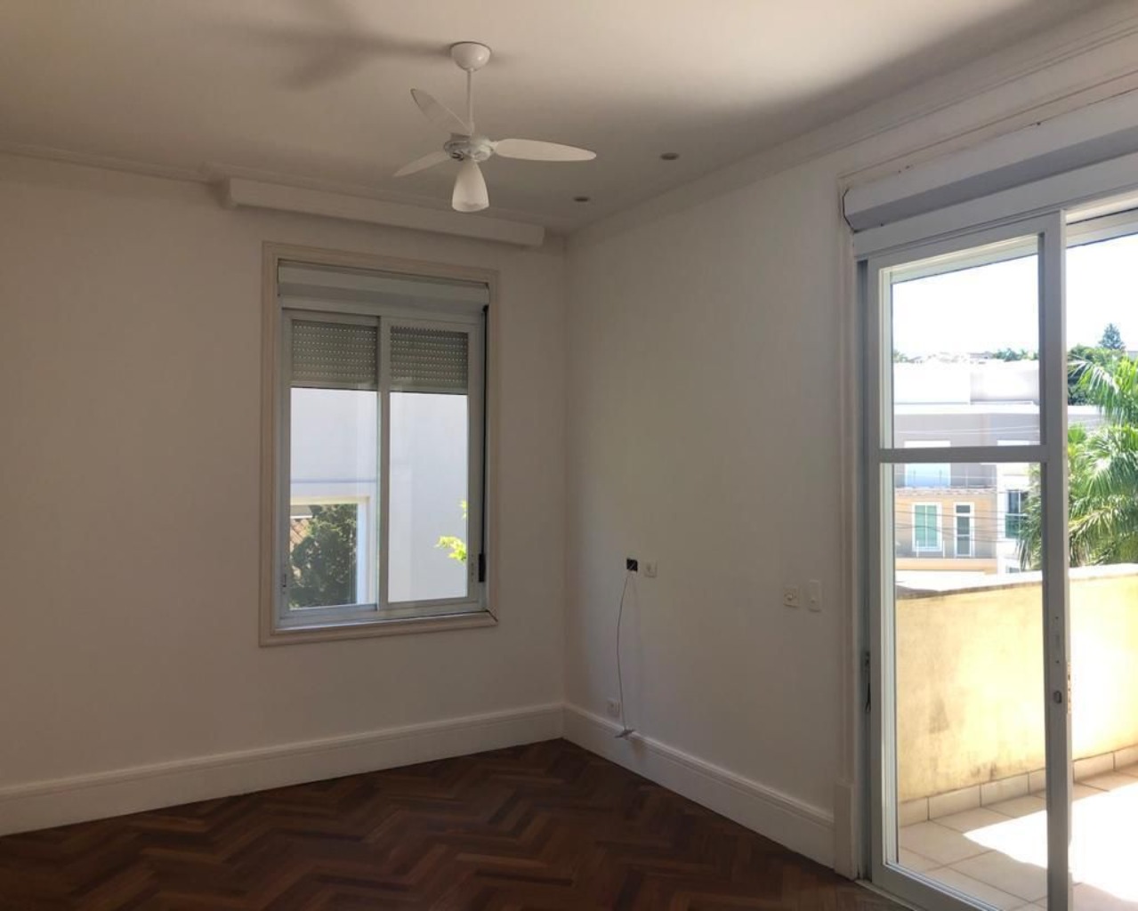 Casa à venda com 4 quartos, 550m² - Foto 32