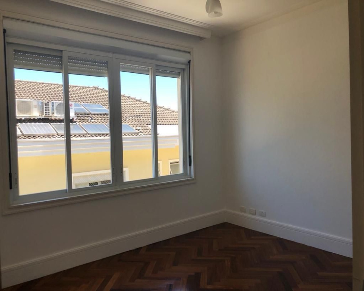 Casa à venda com 4 quartos, 550m² - Foto 29