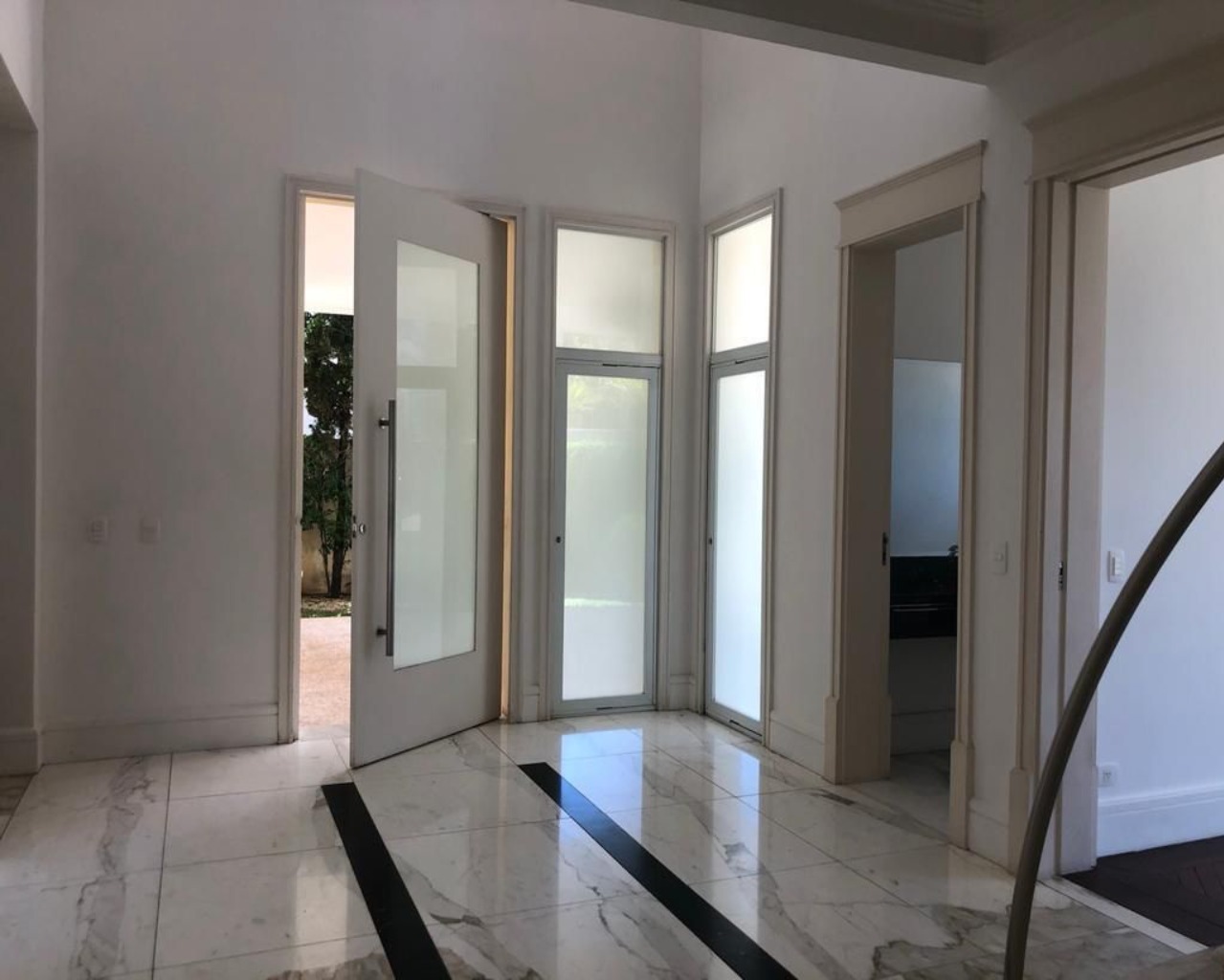 Casa à venda com 4 quartos, 550m² - Foto 45