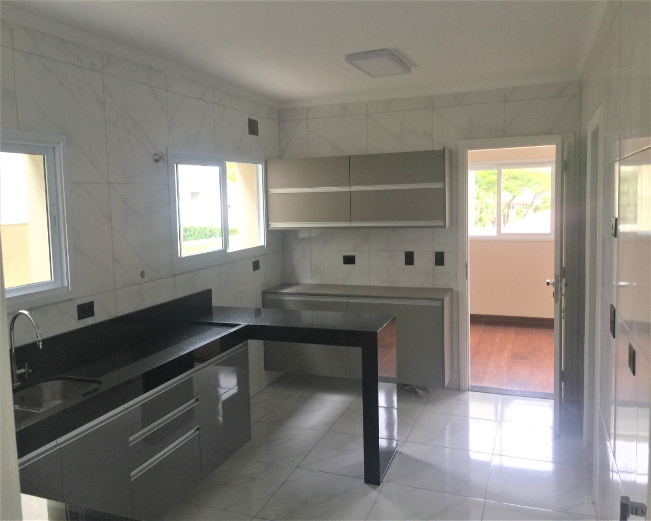 Casa de Condomínio à venda com 4 quartos, 297m² - Foto 59