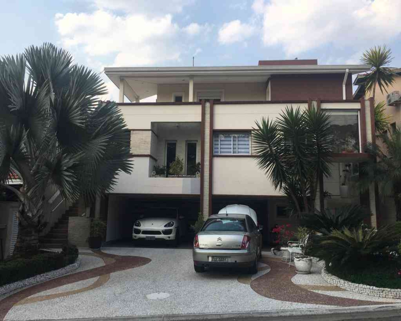 Casa de Condomínio à venda com 4 quartos, 535m² - Foto 2