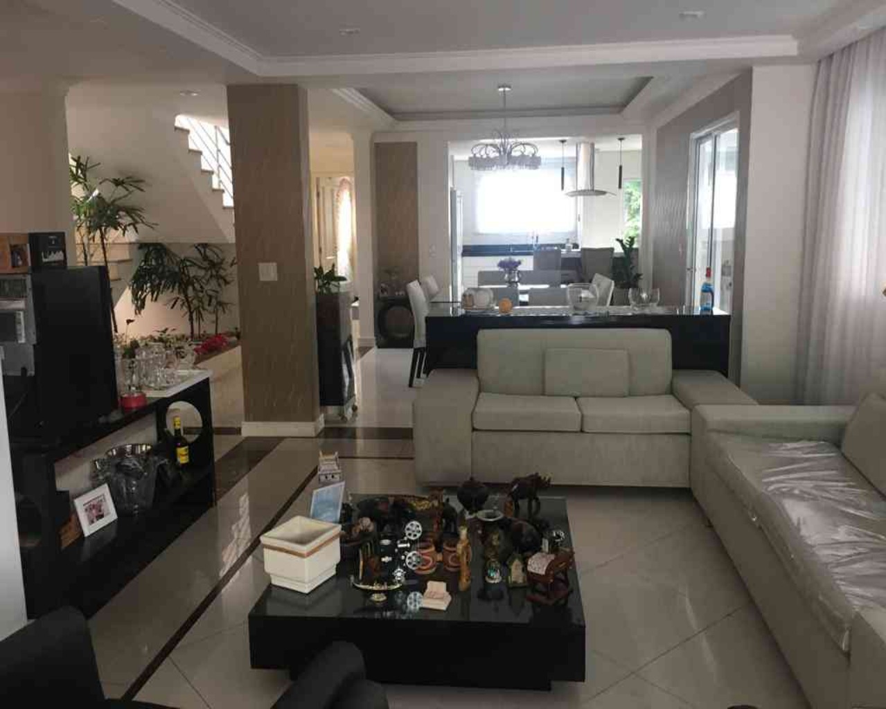 Casa de Condomínio à venda com 4 quartos, 535m² - Foto 4