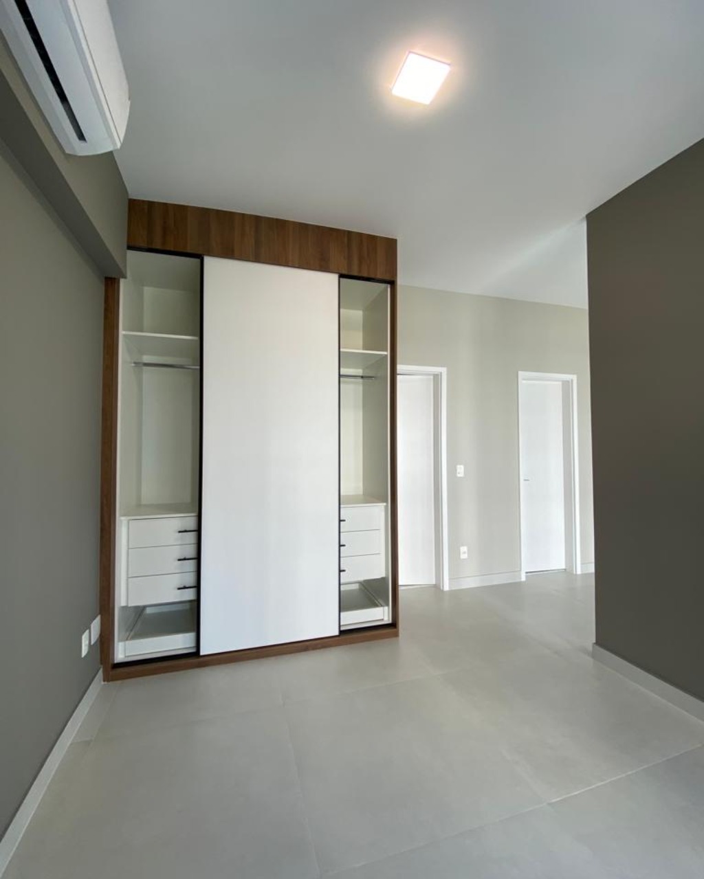 Apartamento para alugar com 1 quarto, 49m² - Foto 16