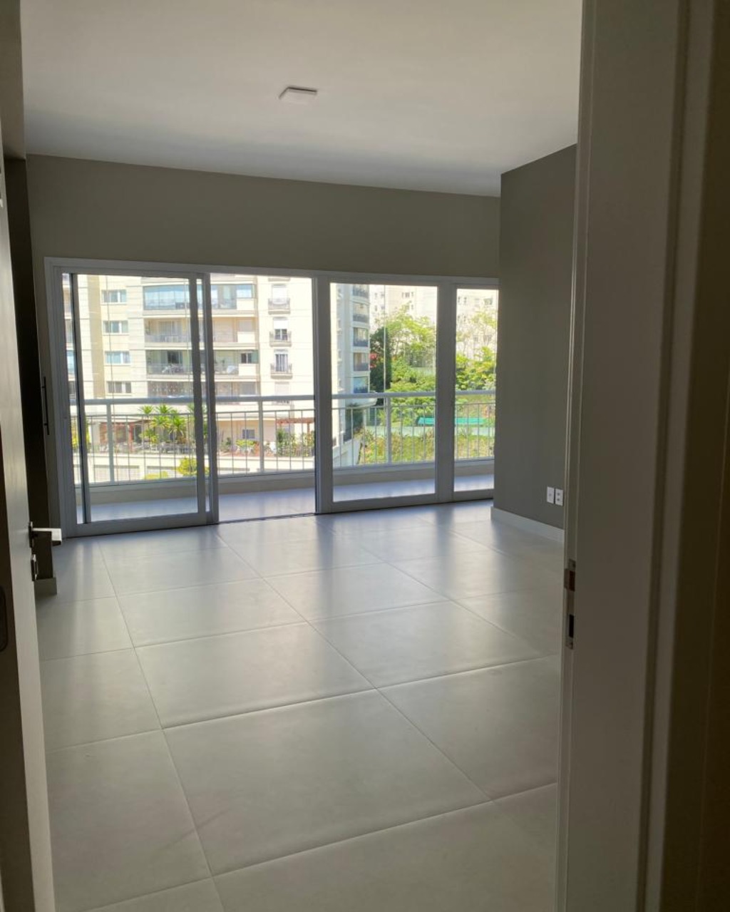 Apartamento para alugar com 1 quarto, 49m² - Foto 25