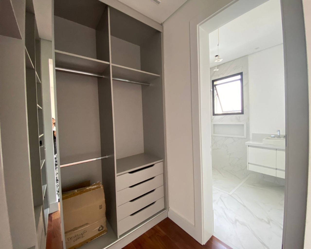 Casa à venda com 4 quartos, 639m² - Foto 10