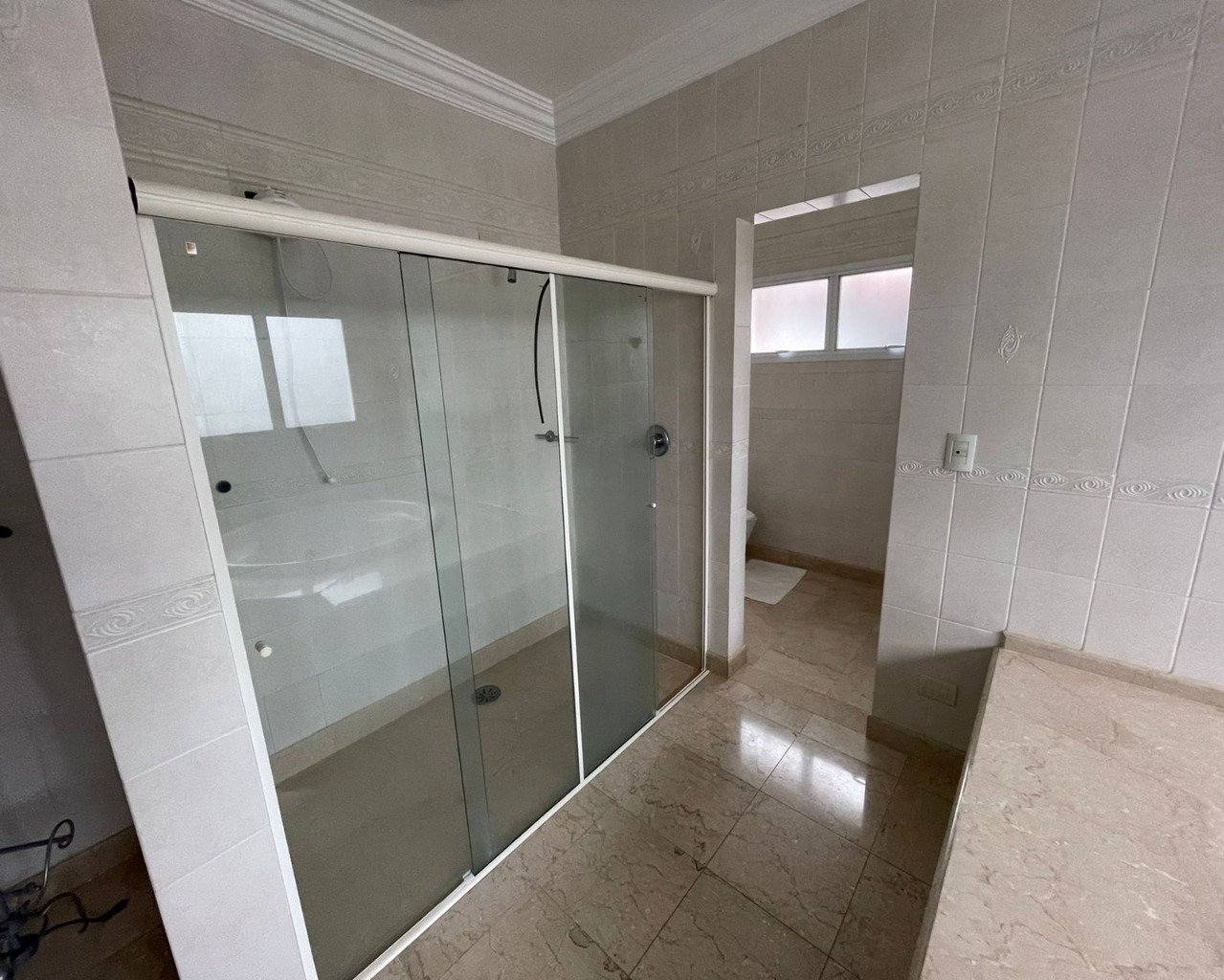 Casa de Condomínio à venda e aluguel com 5 quartos, 760m² - Foto 11