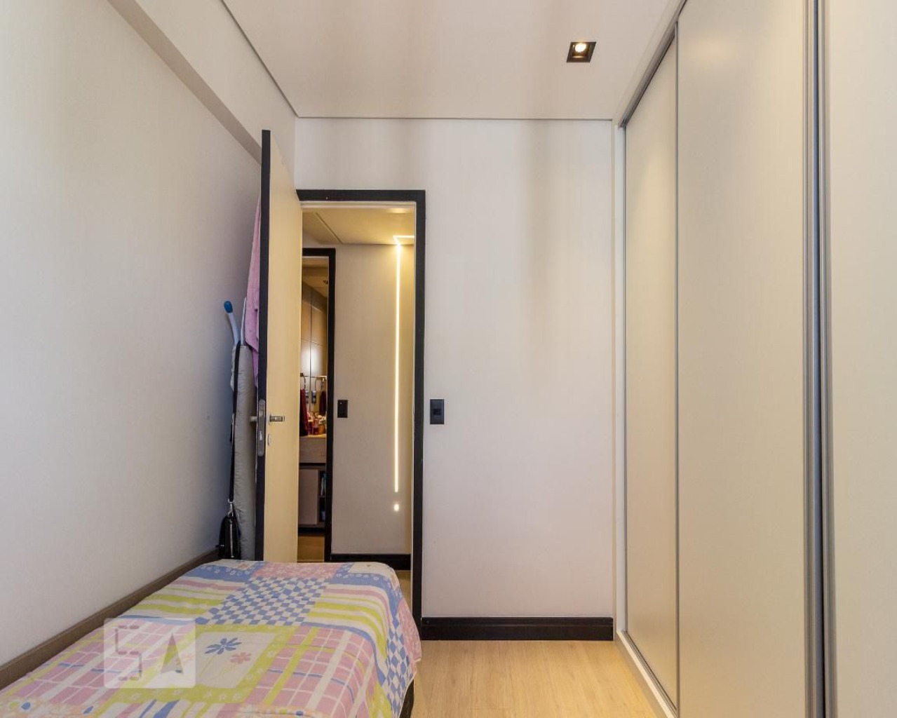 Apartamento à venda com 2 quartos, 75m² - Foto 5