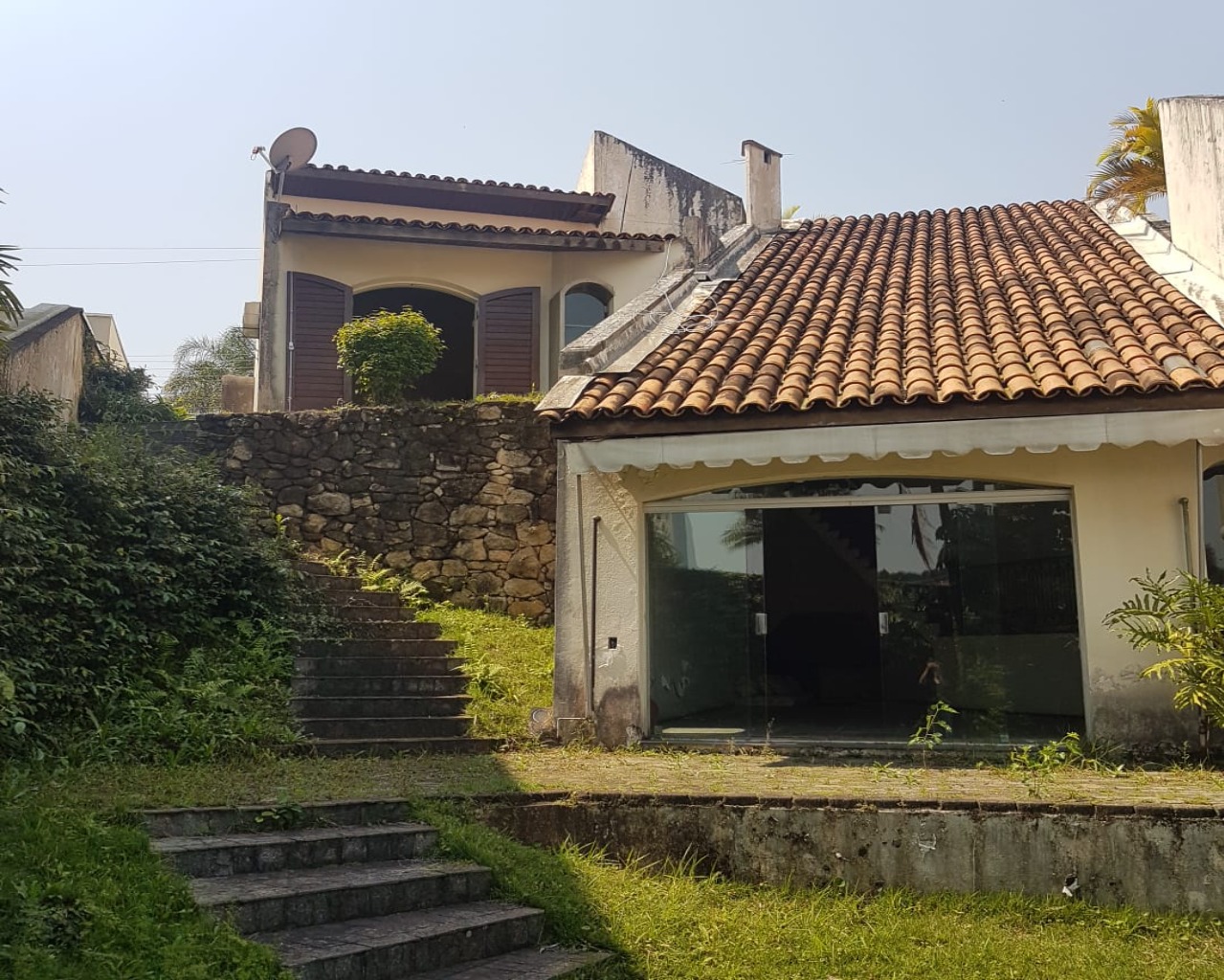 Casa à venda e aluguel com 3 quartos, 330m² - Foto 17