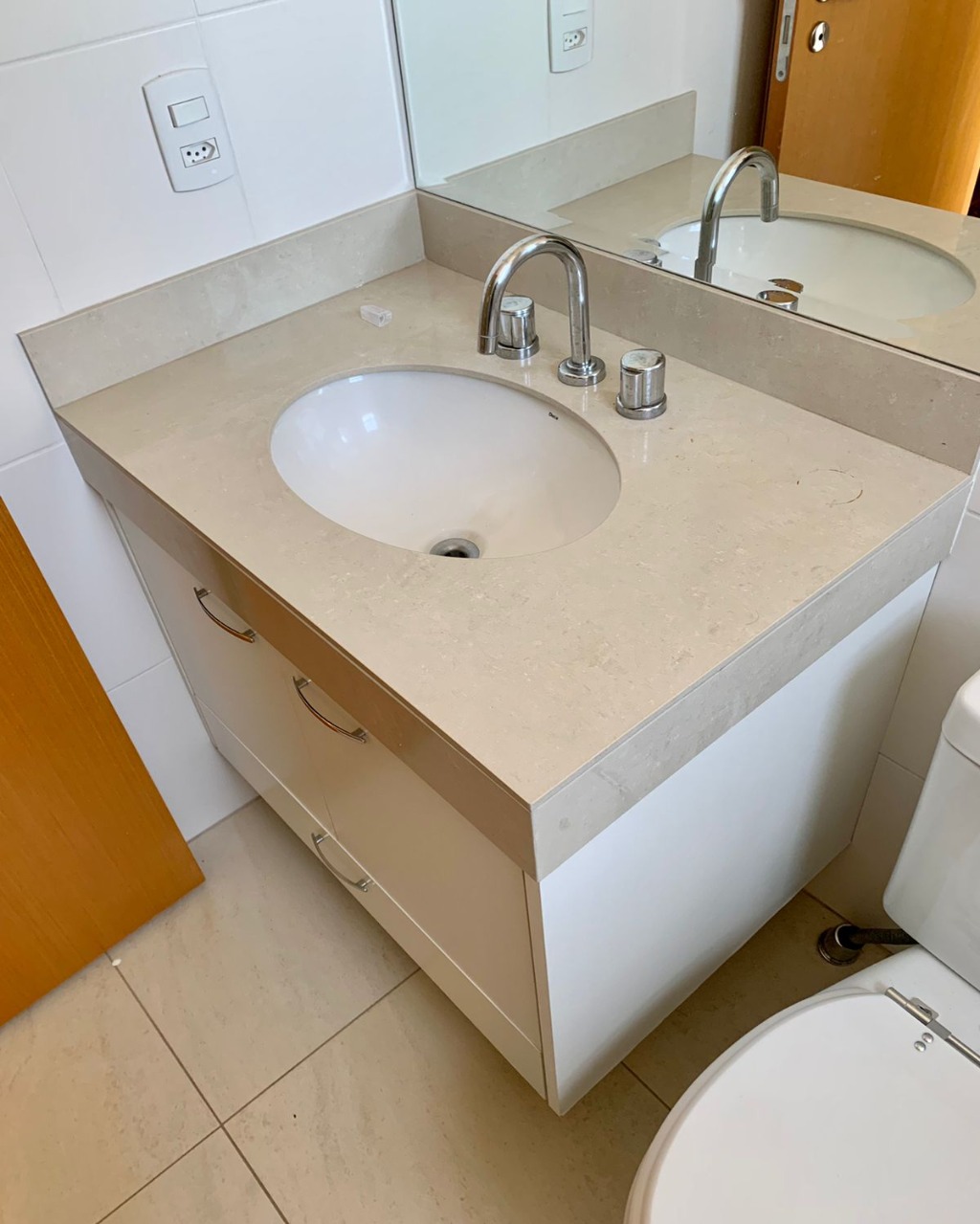 Apartamento à venda com 2 quartos, 72m² - Foto 5