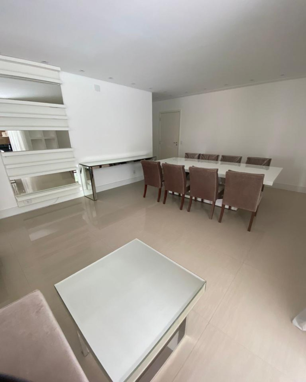 Apartamento para alugar com 2 quartos, 116m² - Foto 7