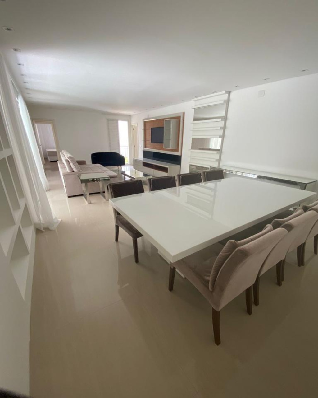 Apartamento para alugar com 2 quartos, 116m² - Foto 6