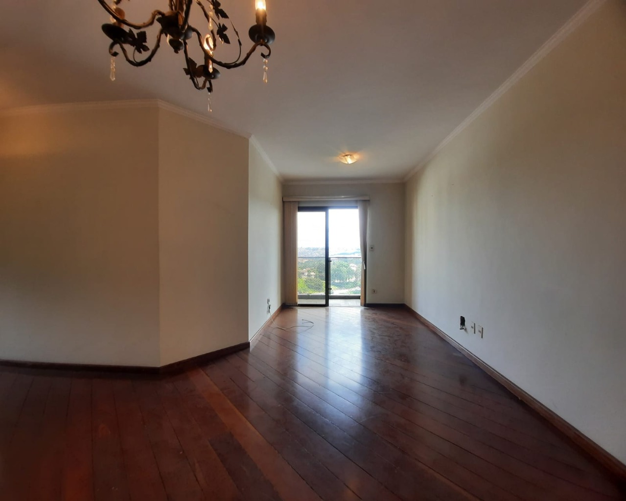 Apartamento para alugar com 3 quartos, 116m² - Foto 1