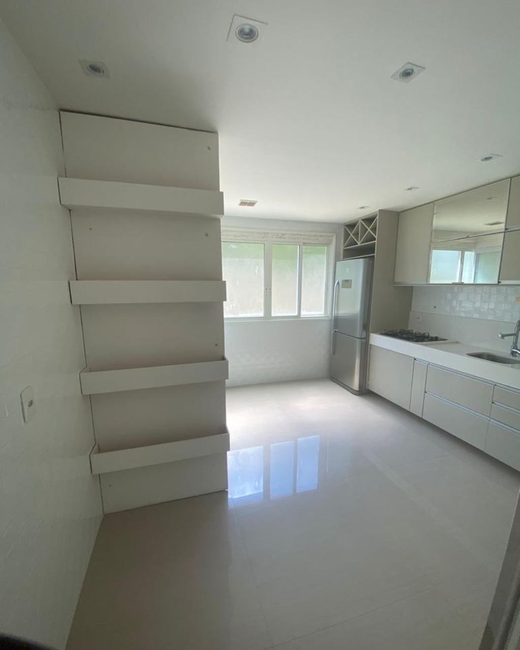 Apartamento para alugar com 2 quartos, 116m² - Foto 21