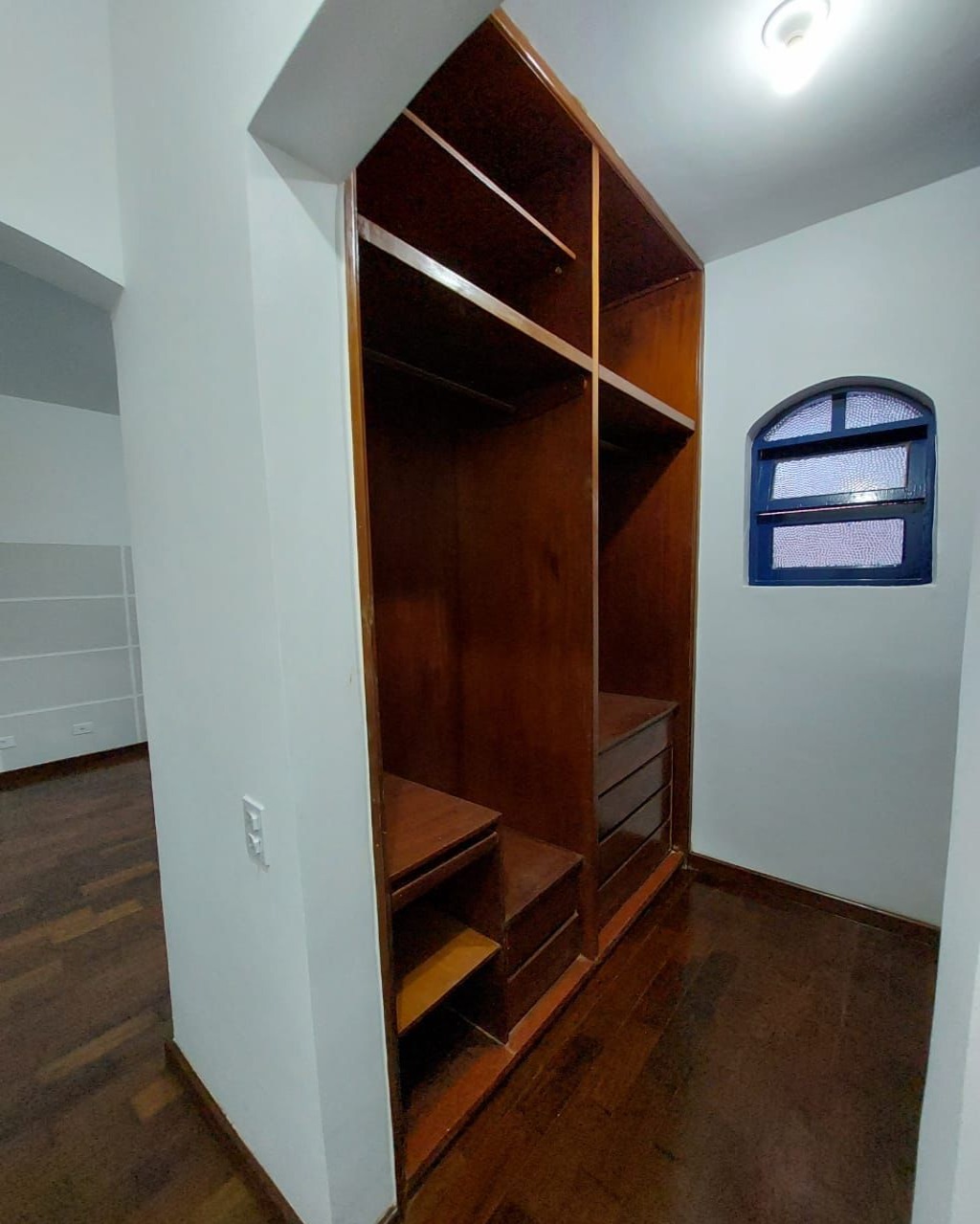 Casa de Condomínio à venda com 4 quartos, 270m² - Foto 18