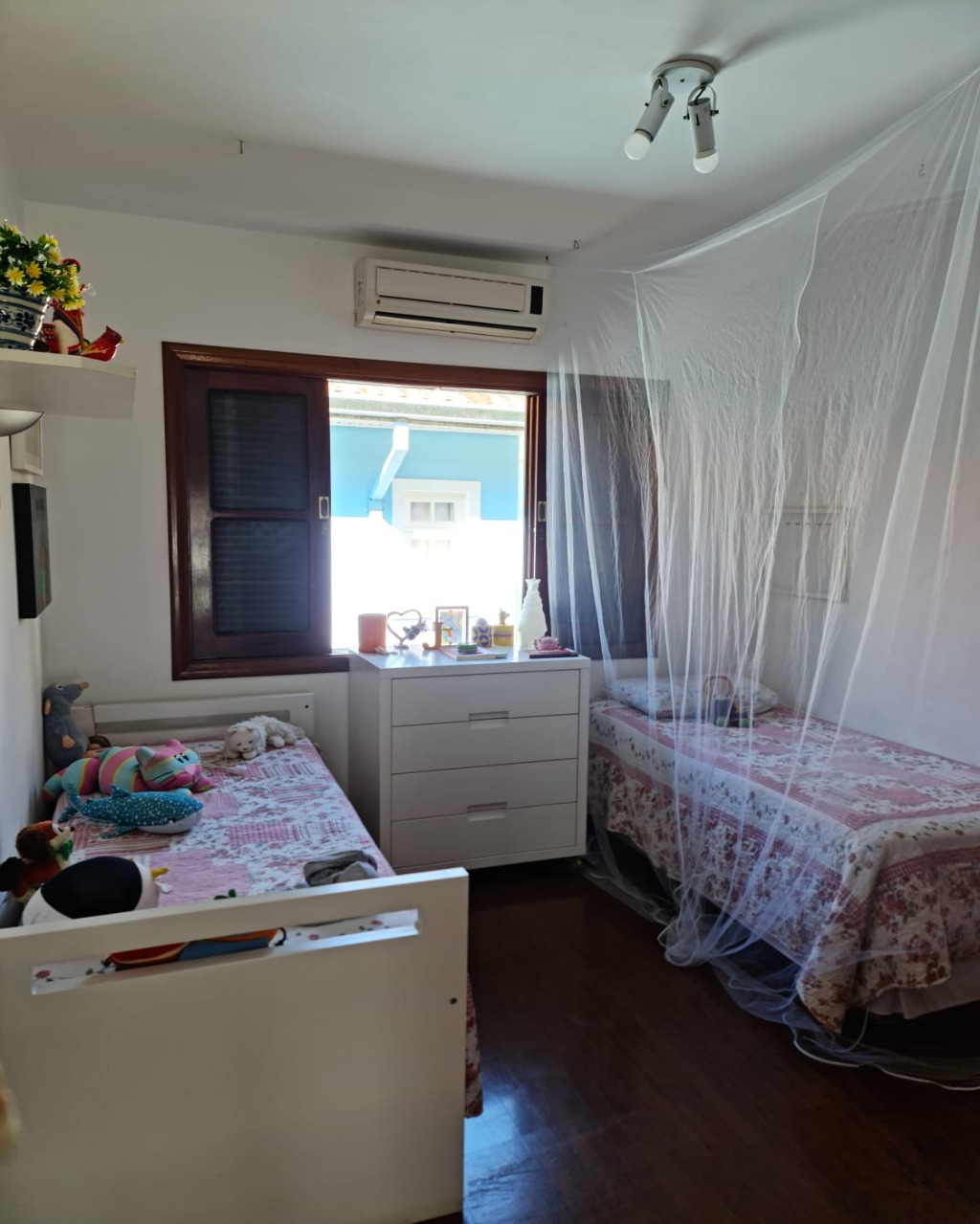 Casa de Condomínio à venda com 4 quartos, 320m² - Foto 11