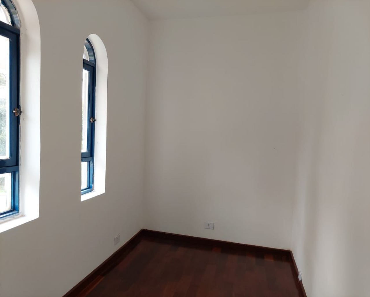 Casa de Condomínio à venda com 4 quartos, 270m² - Foto 26