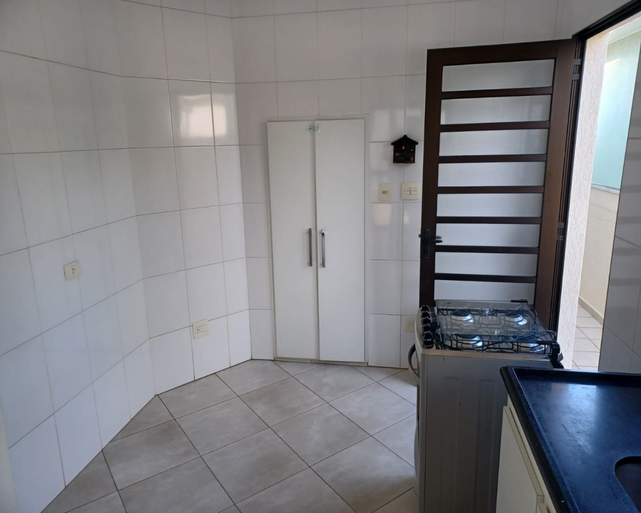 Casa de Condomínio à venda com 4 quartos, 250m² - Foto 14