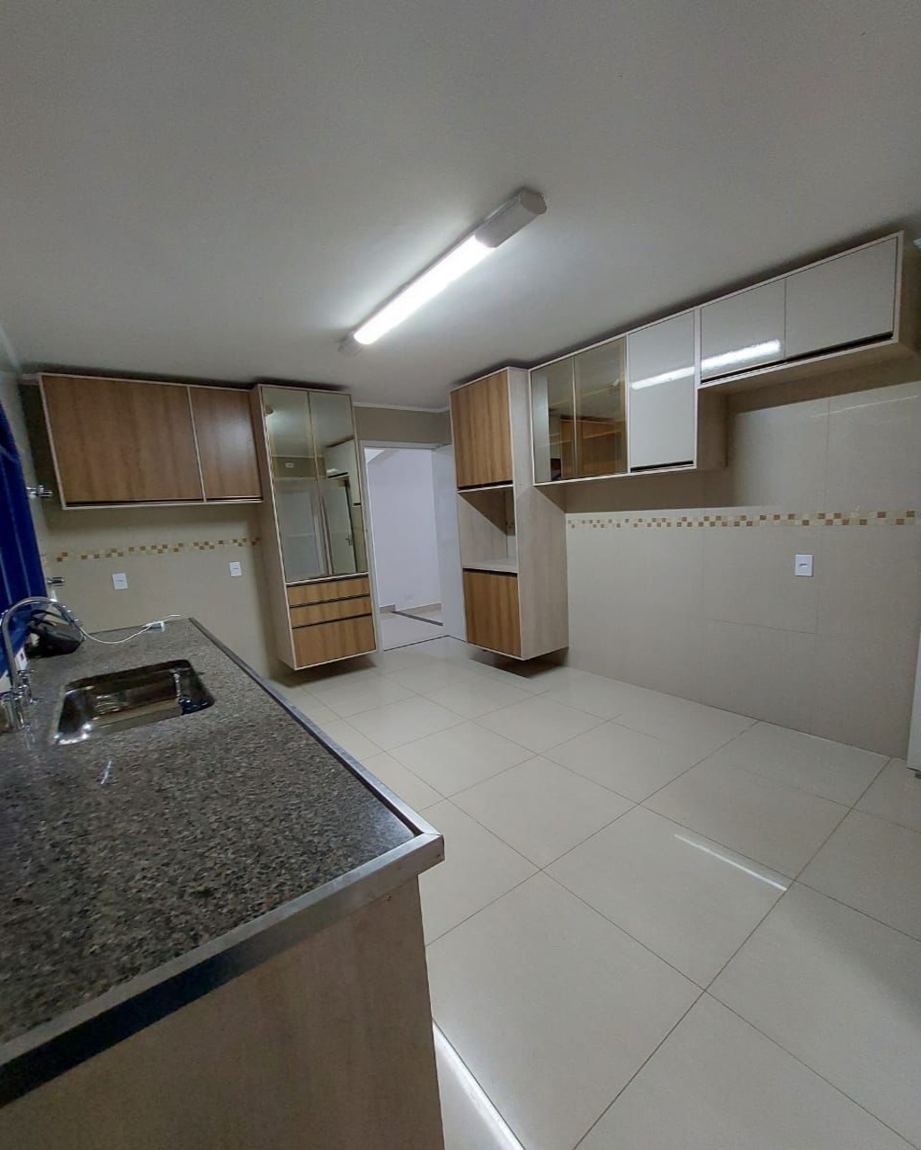 Casa de Condomínio à venda com 4 quartos, 270m² - Foto 11