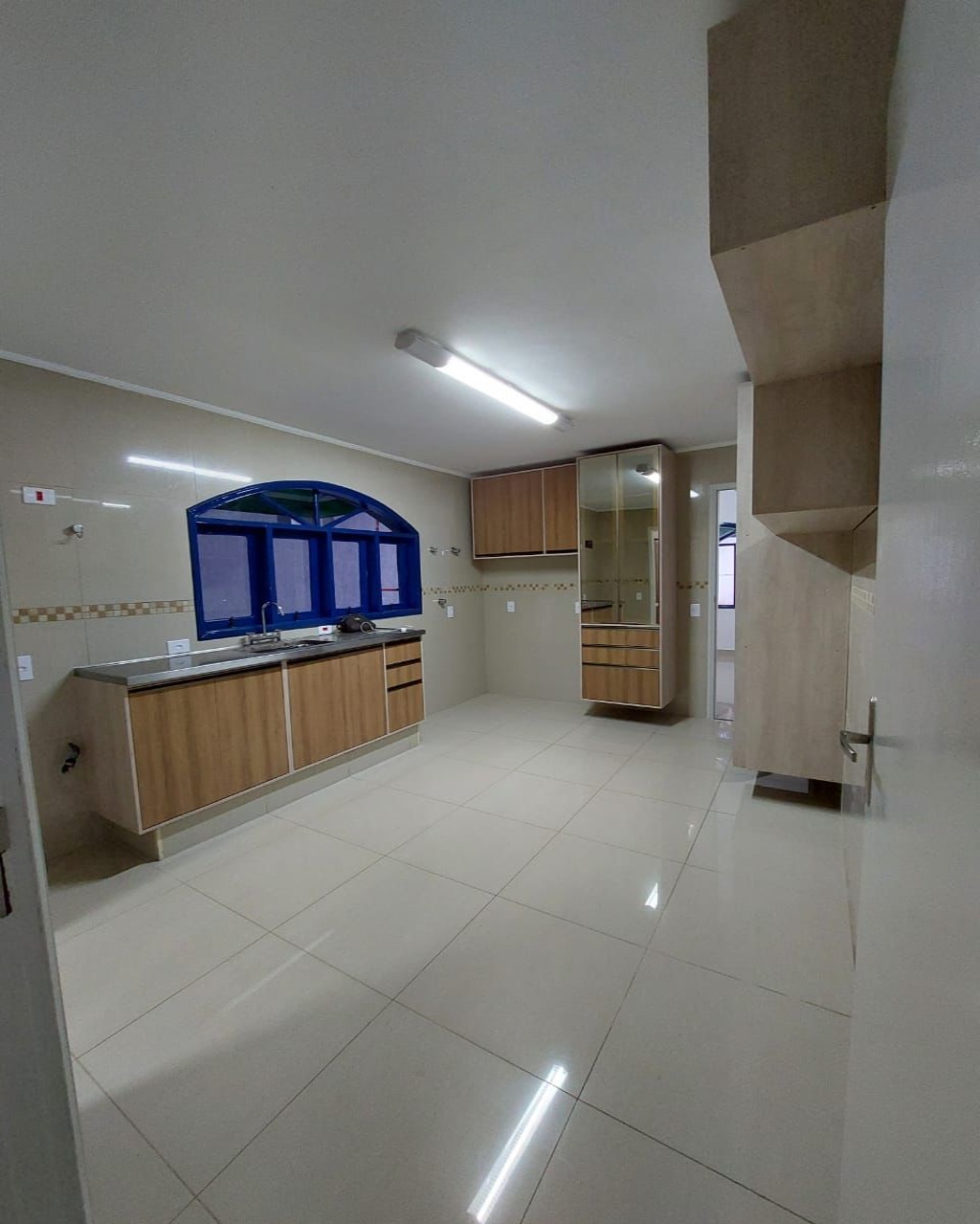 Casa de Condomínio à venda com 4 quartos, 270m² - Foto 10