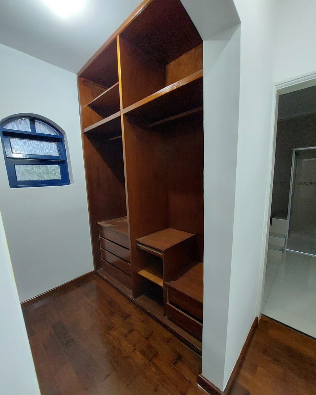 Casa de Condomínio à venda com 4 quartos, 270m² - Foto 17