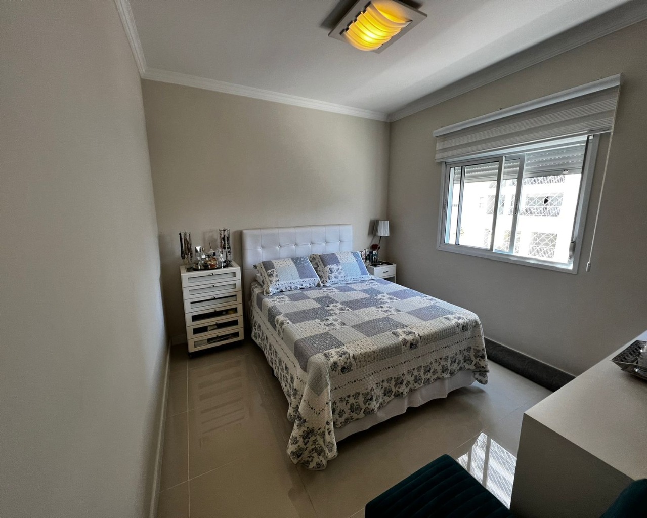 Apartamento à venda com 3 quartos, 158m² - Foto 4