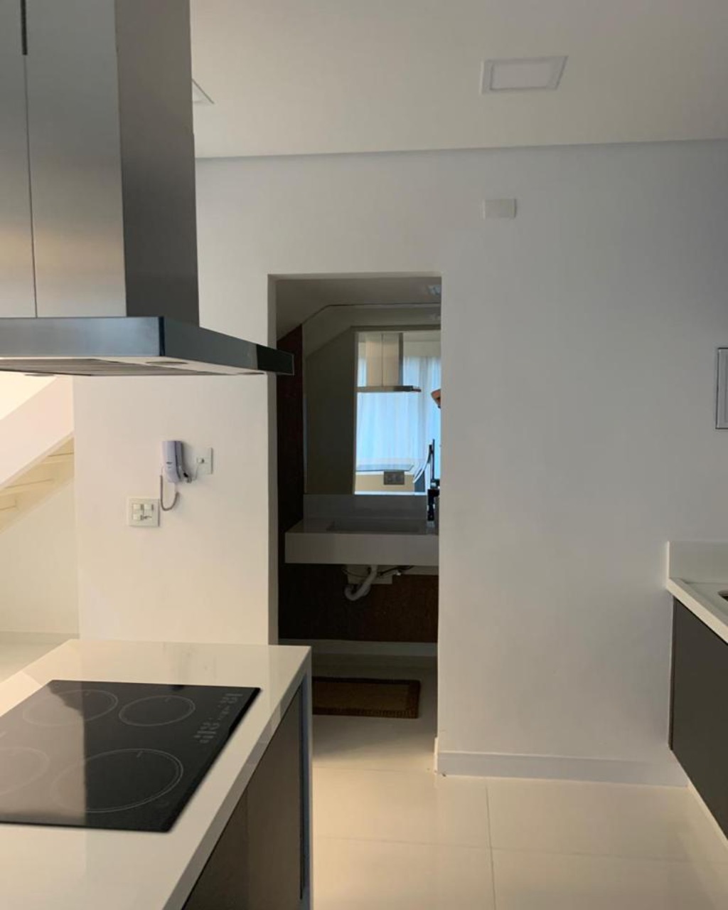 Apartamento à venda com 1 quarto, 81m² - Foto 11